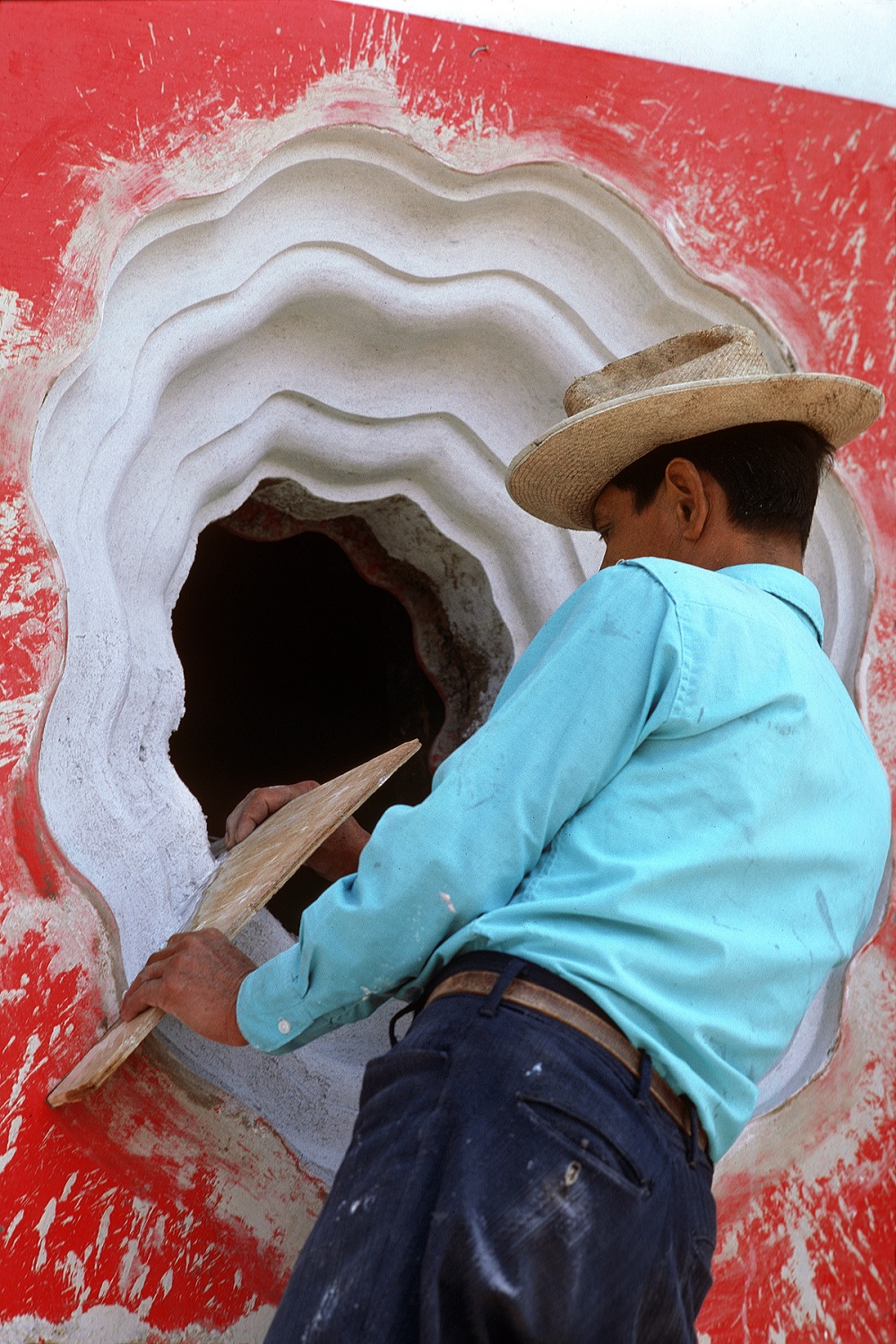 bill-hocker-plasterer-antigua-guatemala-1978