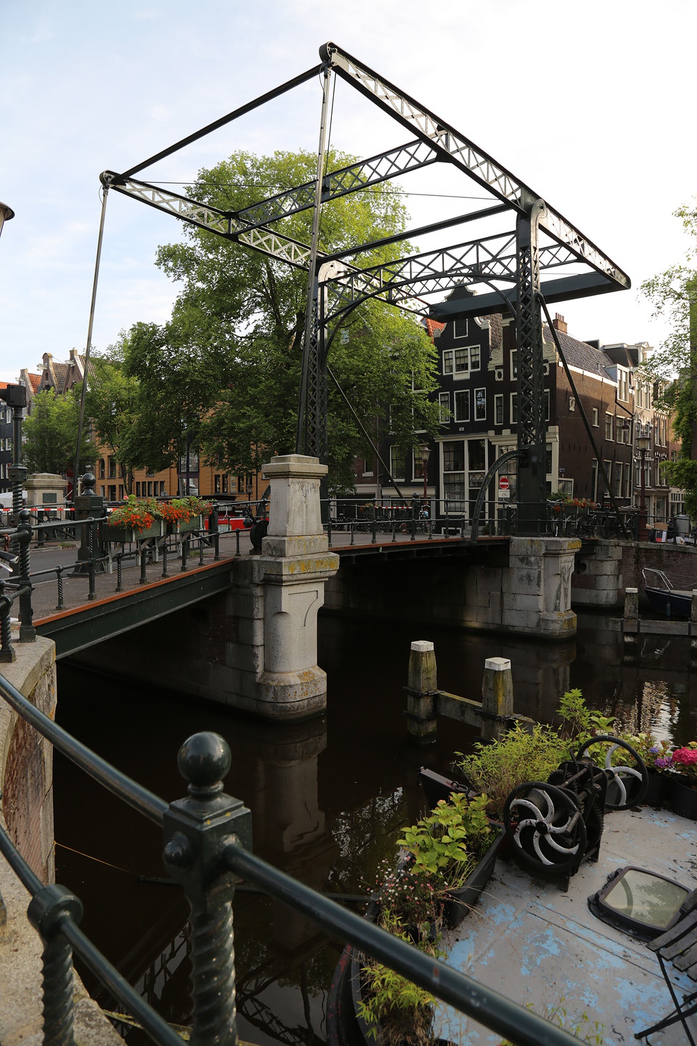bill-hocker-canal-amsterdam-holland-2016