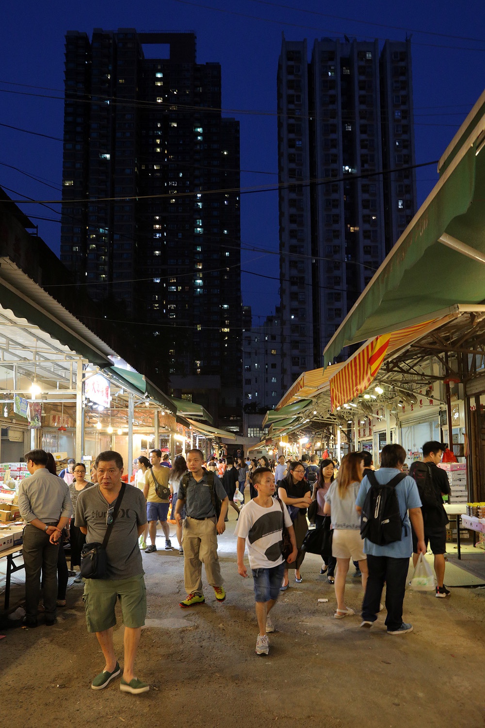 bill-hocker-fruit-market-kowloon-hong-kong-2017