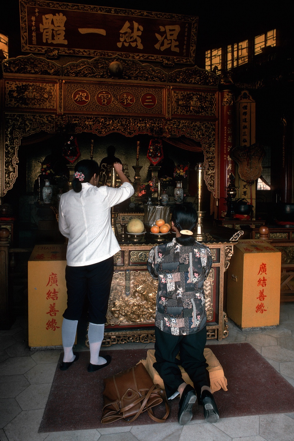 bill-hocker-ching-chung-koon-temple-tuen-mun-hong-kong-1996