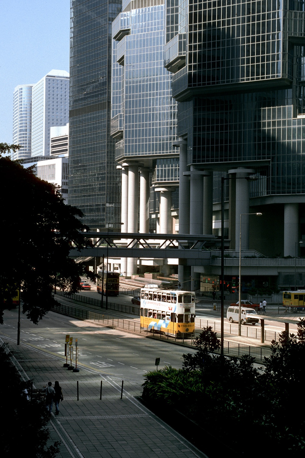 bill-hocker-queensway-central-hong-kong-1996