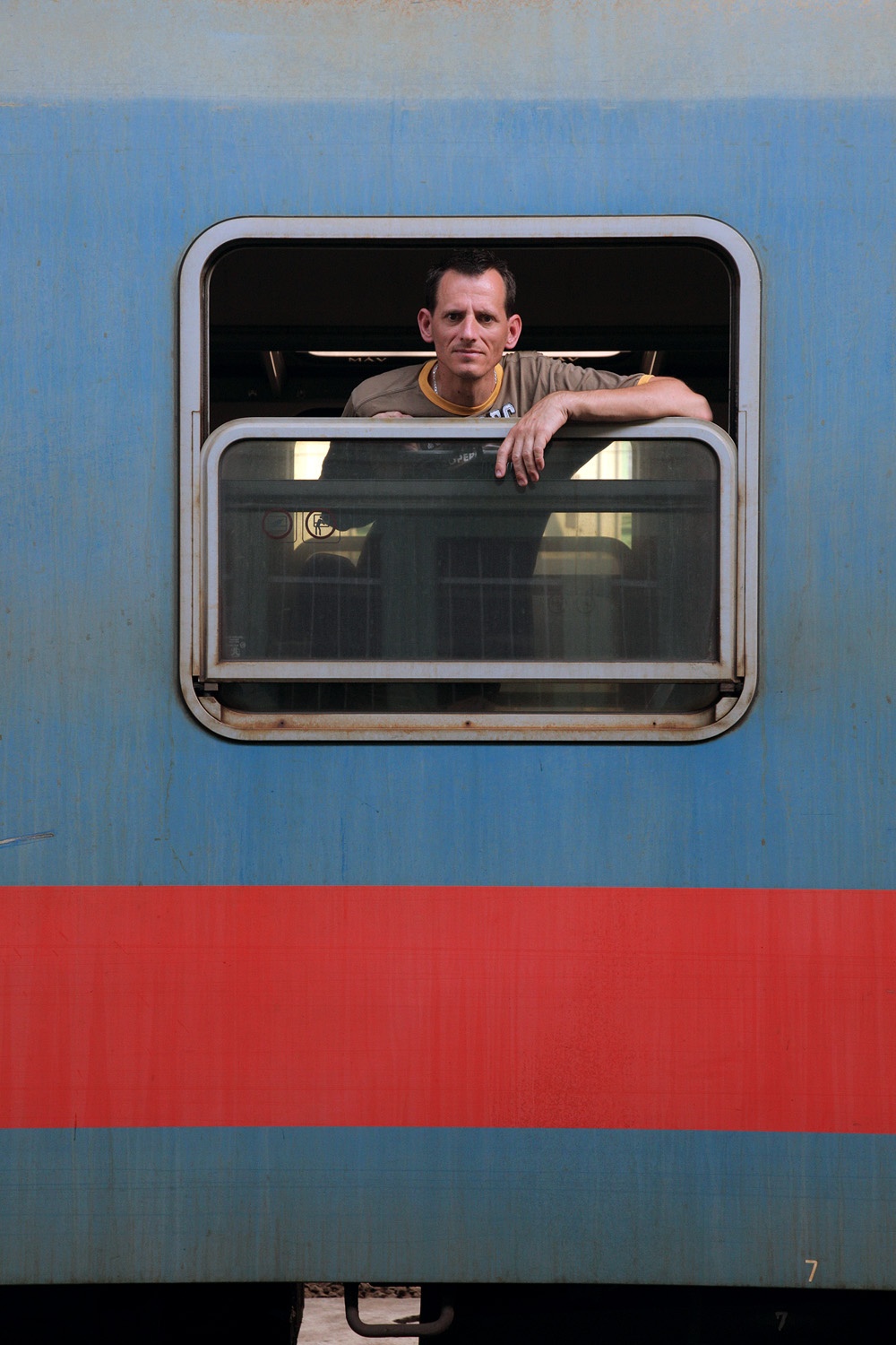 bill-hocker-nyugati-train-station-budapest-hungary-2013