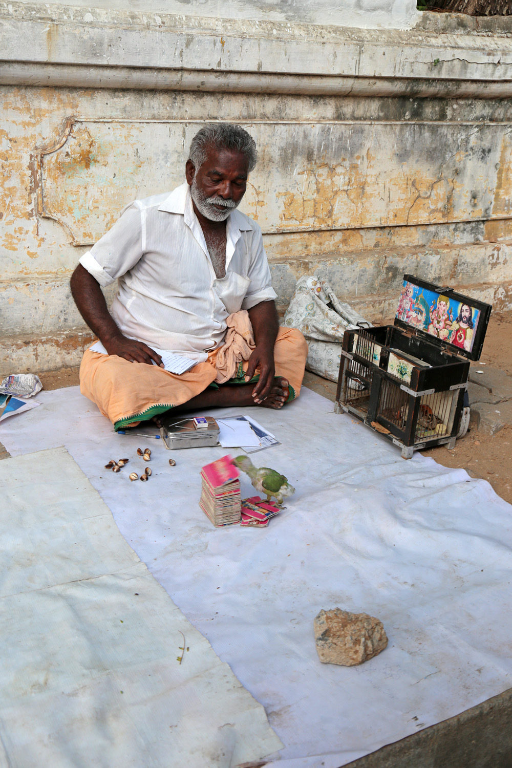 bill-hocker-fortune-teller-(and-keeper)-pondicherry-india-2018