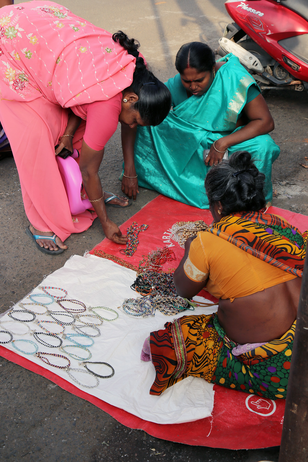 bill-hocker-jewelry-shop-pondicherry-india-2018