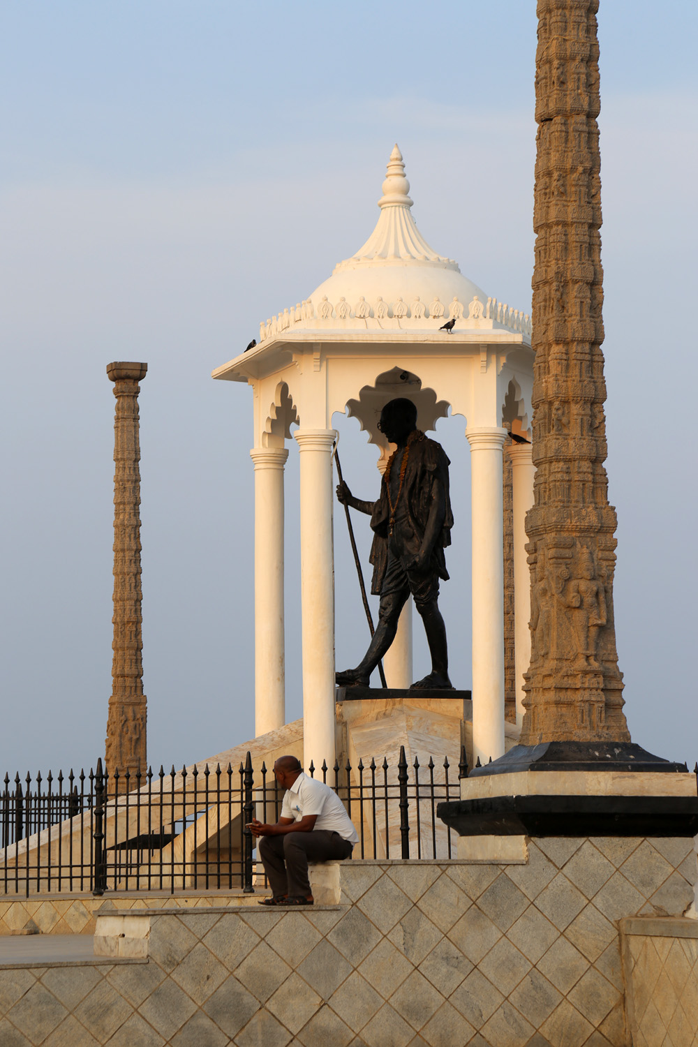 bill-hocker-gandhi-monument-pondicherry-india-2018