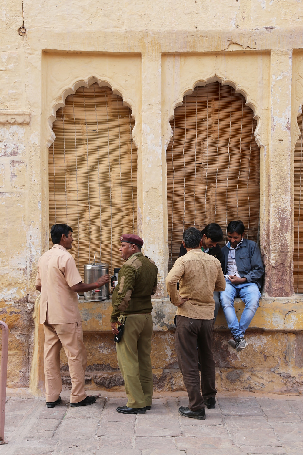 bill-hocker-teatime-mehranghar-fort-jodhpur-india-2018