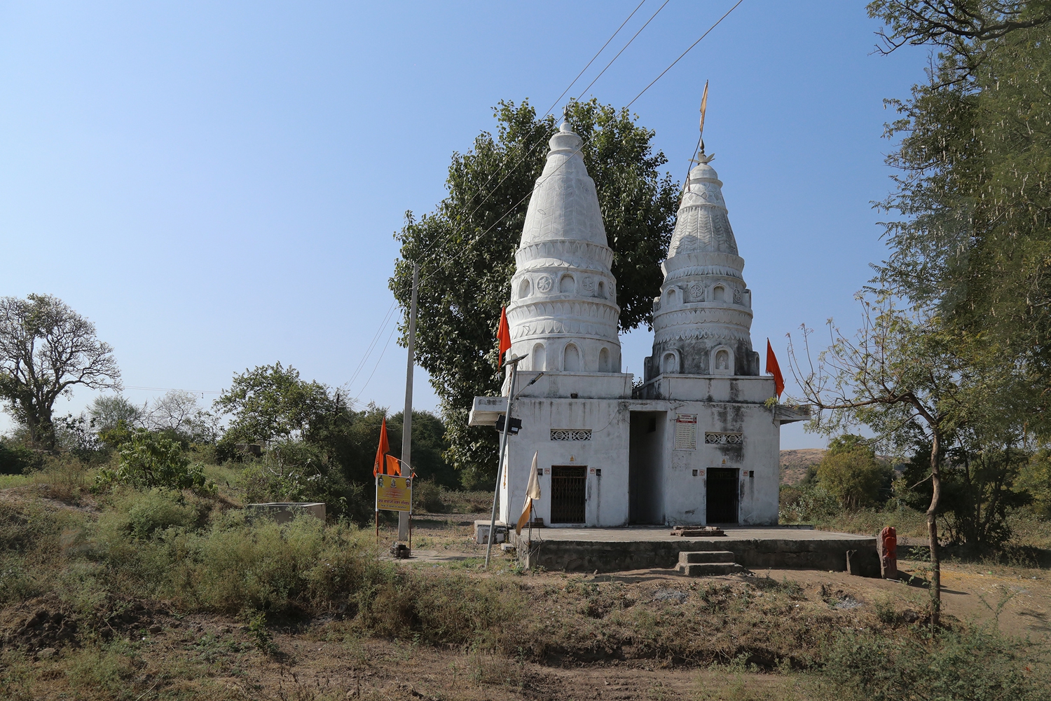 bill-hocker-shrines-toward-ajanta-india-2018