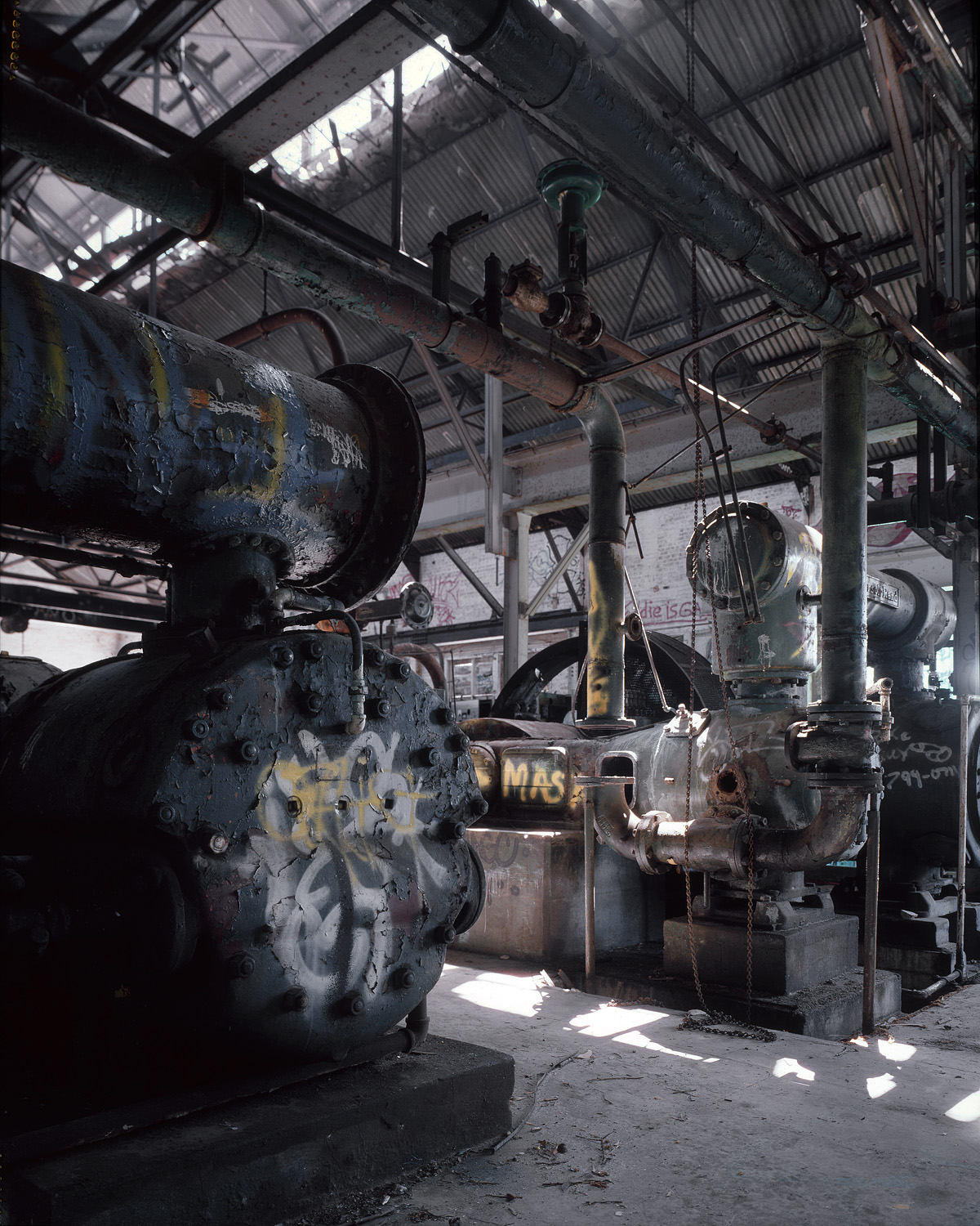 bill-hocker-boilers-powerhouse-hercules-california-2001