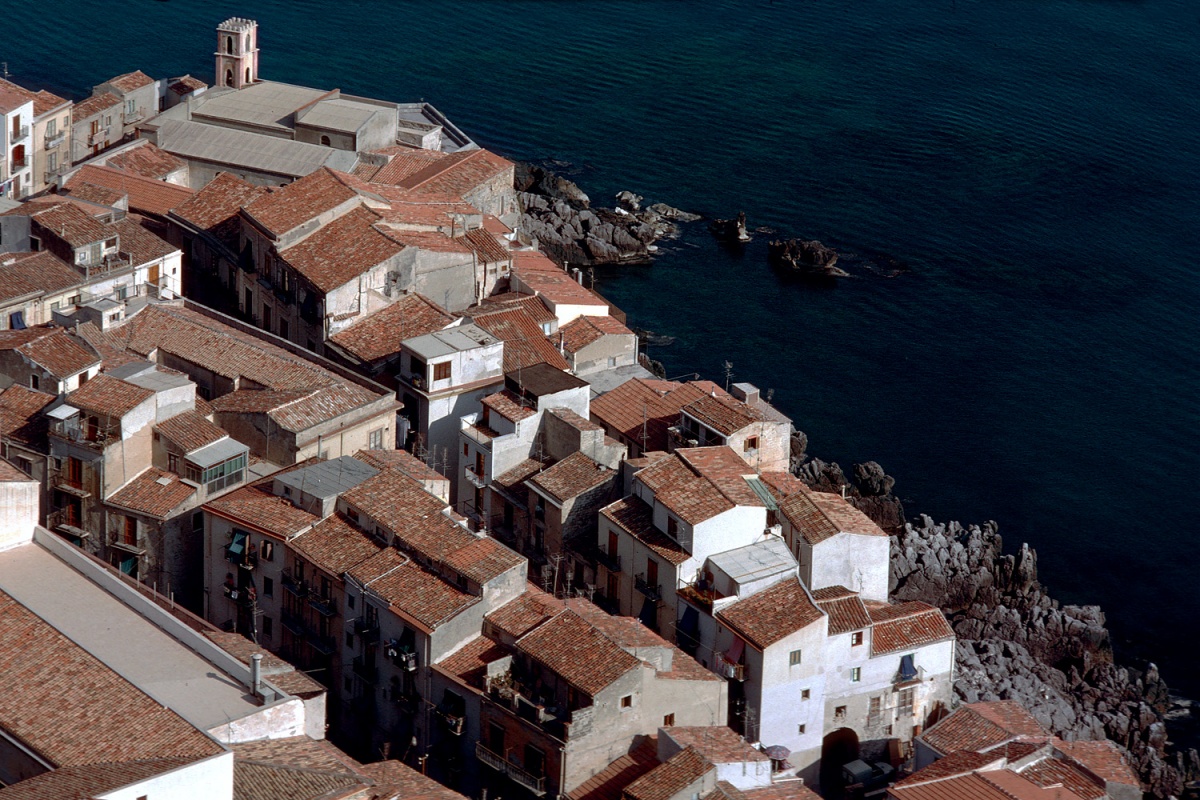 bill-hocker-city-limits-cefelù-sicily-1984