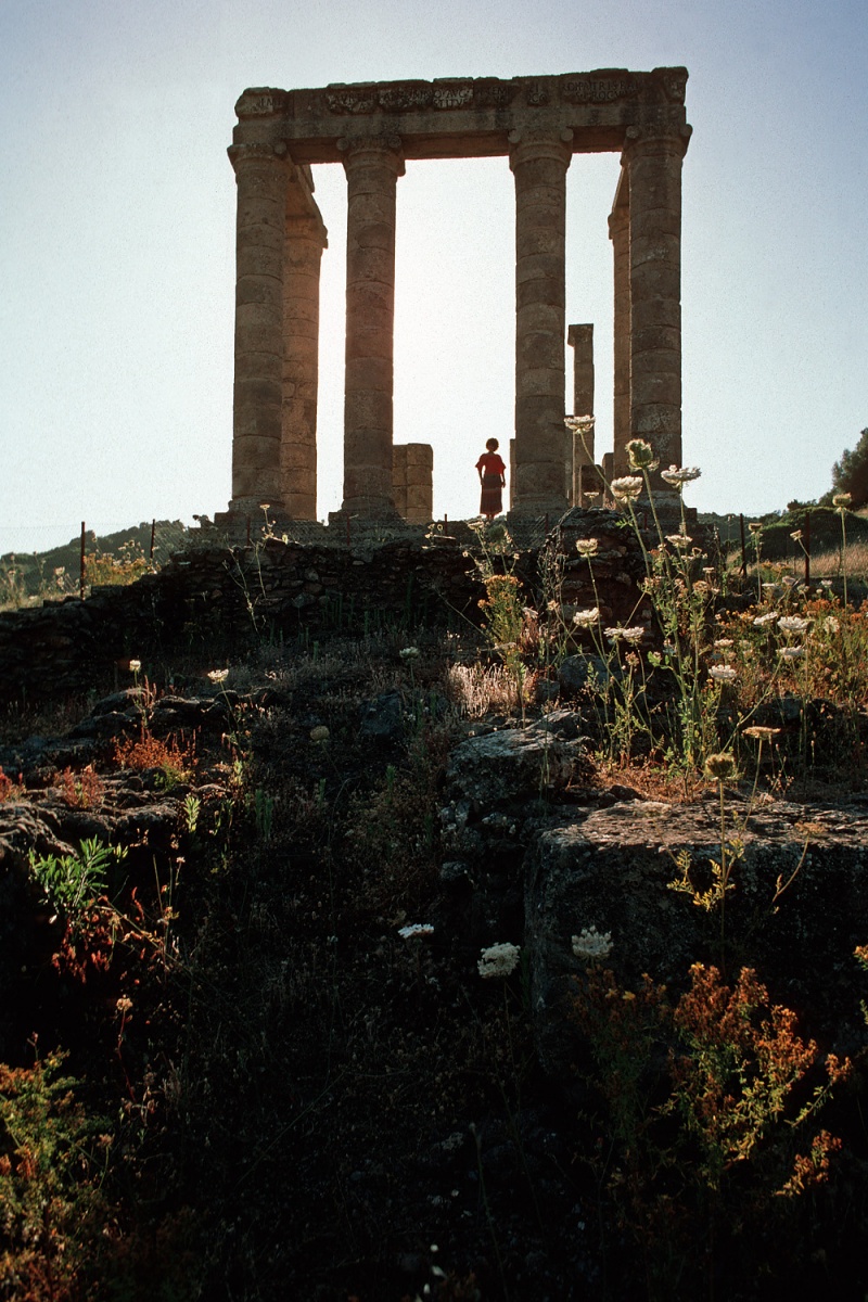 bill-hocker-temple-of-antas-fluminimaggiore-sardinia-1984