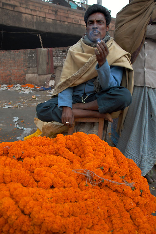 bill-hocker-flower-market-vendor-kolkata-india-2007