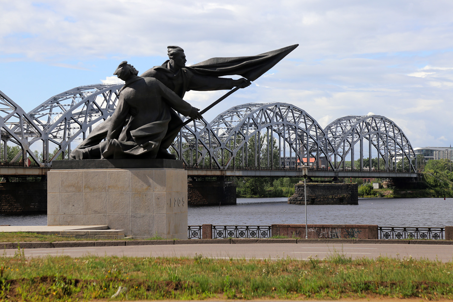 bill-hocker-russian-revolution-monument-riga-latvia-2019