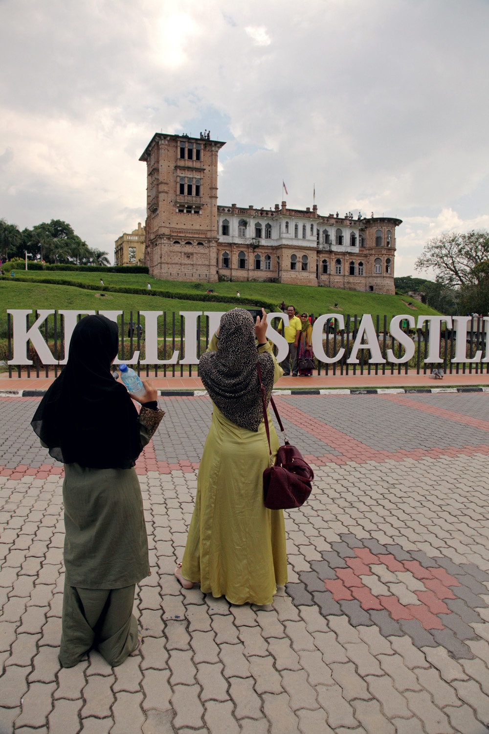 bill-hocker-kellie's-castle-malaysia-2014