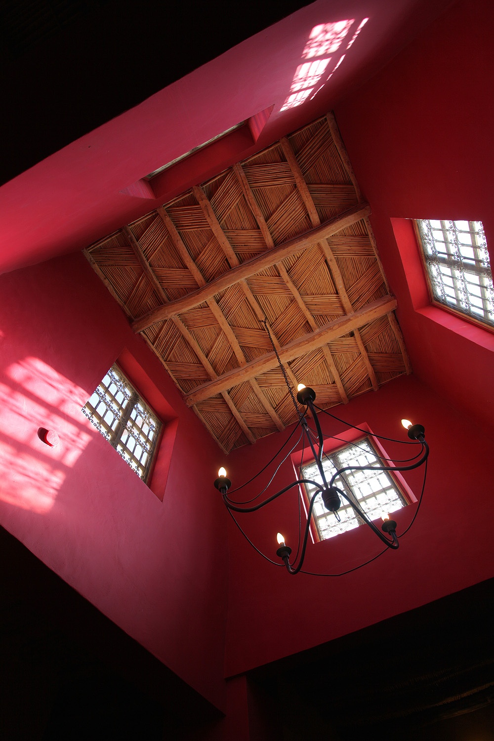 bill-hocker-dining-room-kasbah-ait-ben-moro-skoura-morocco-2013
