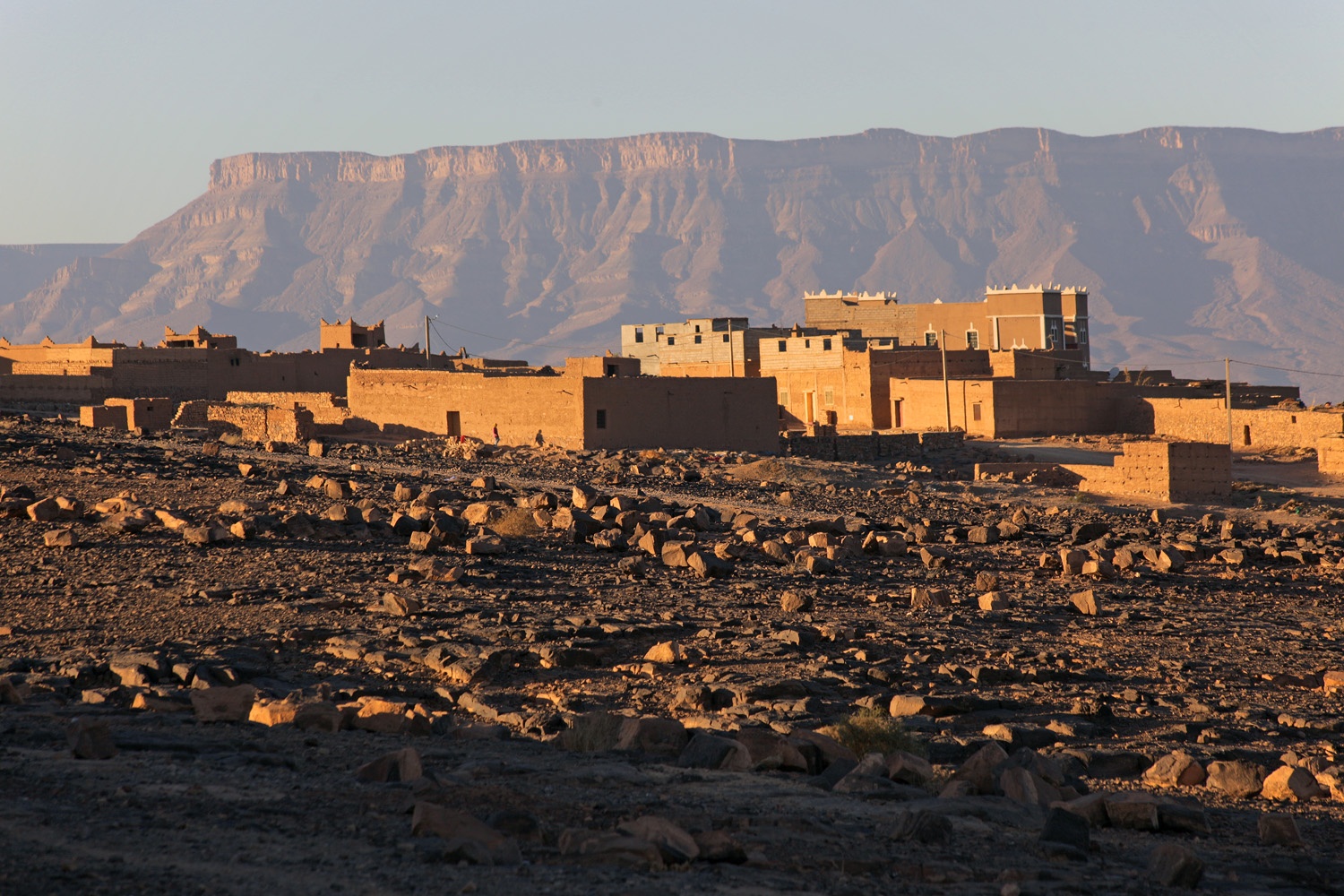 bill-hocker-near-el-arabi-draa-valley-morocco-2013