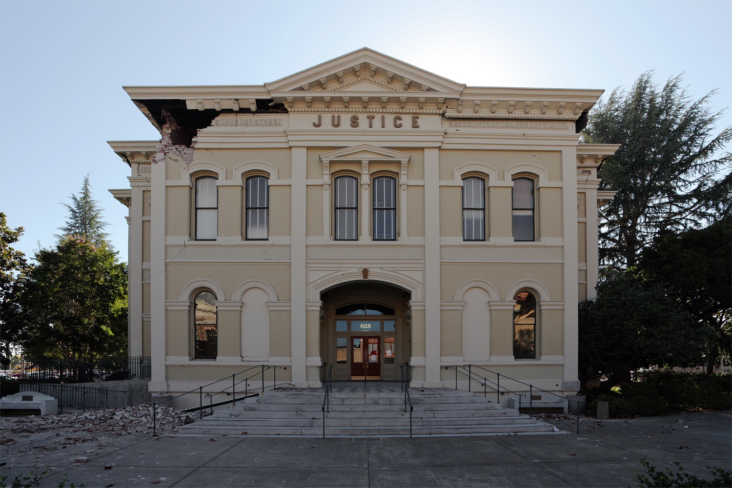 bill-hocker-courthouse-napa-california-2014