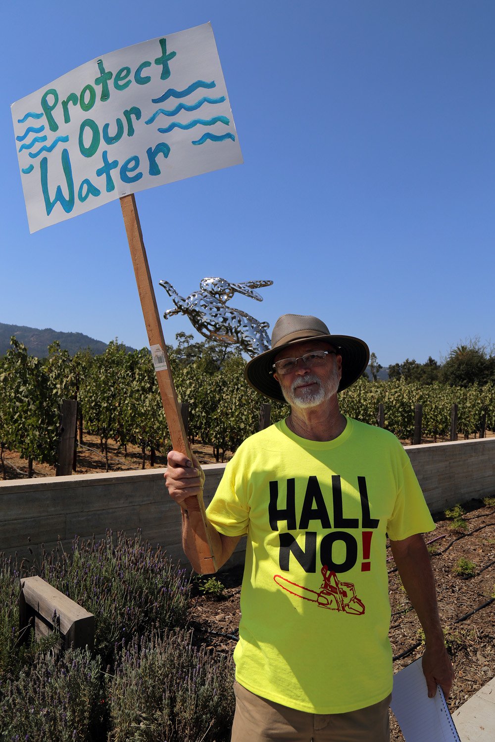 bill-hocker-david-hall-winery-protest-2016