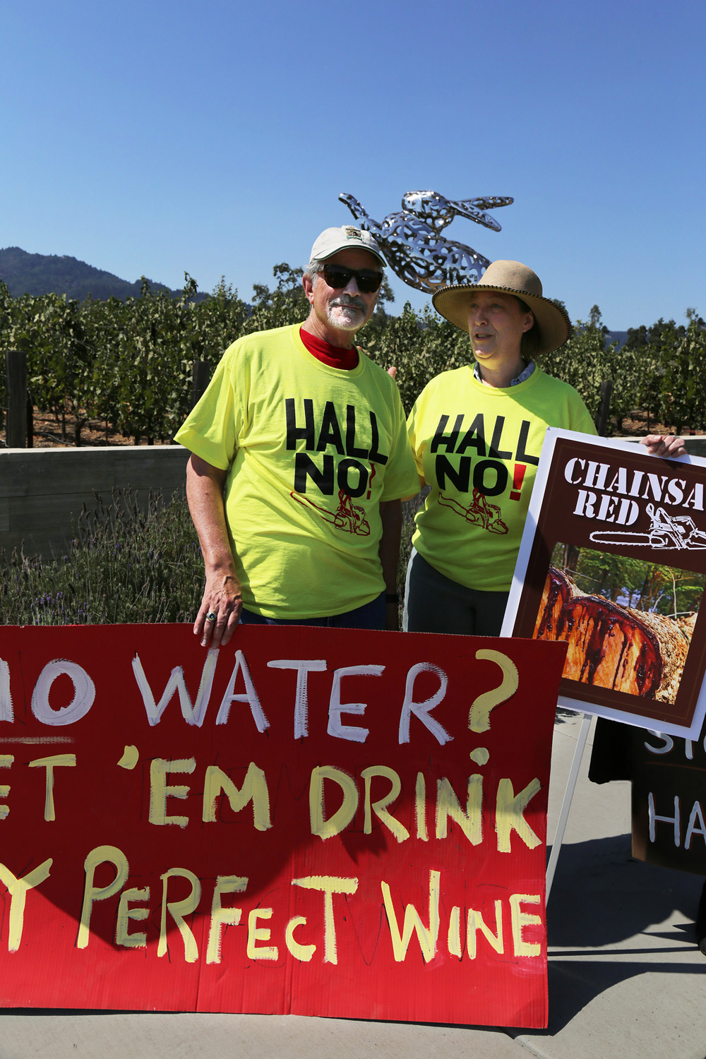 bill-hocker-dan-and-?-hall-winery-protest-2016