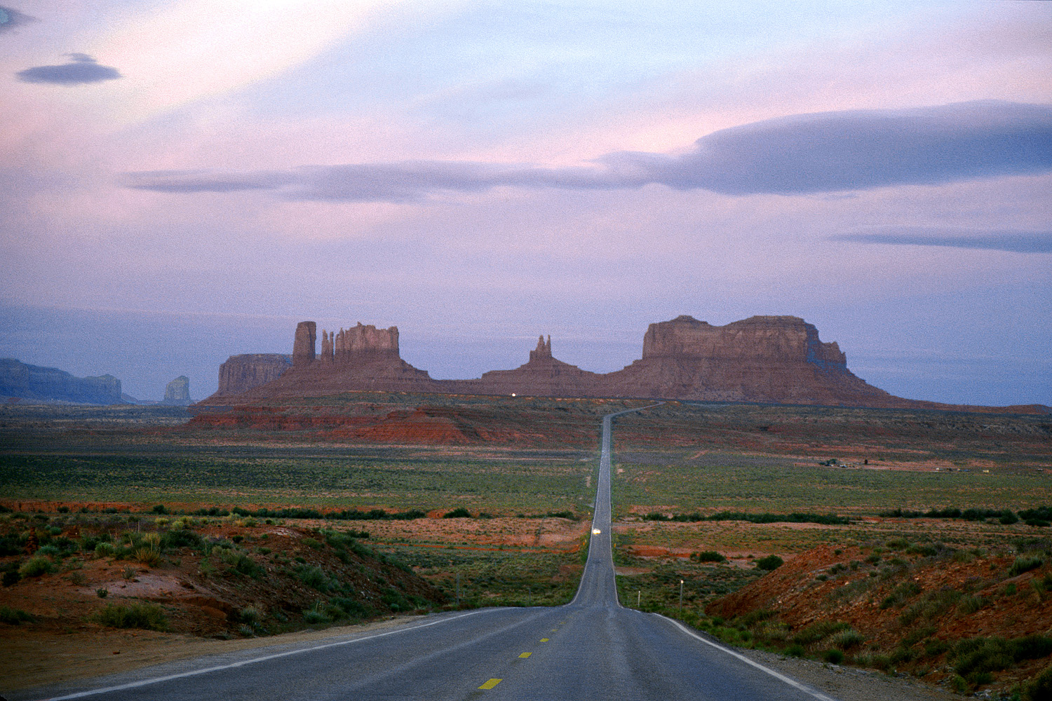 bill-hocker-dawn-approach-from-east-monument-valley-tribal-park-2003