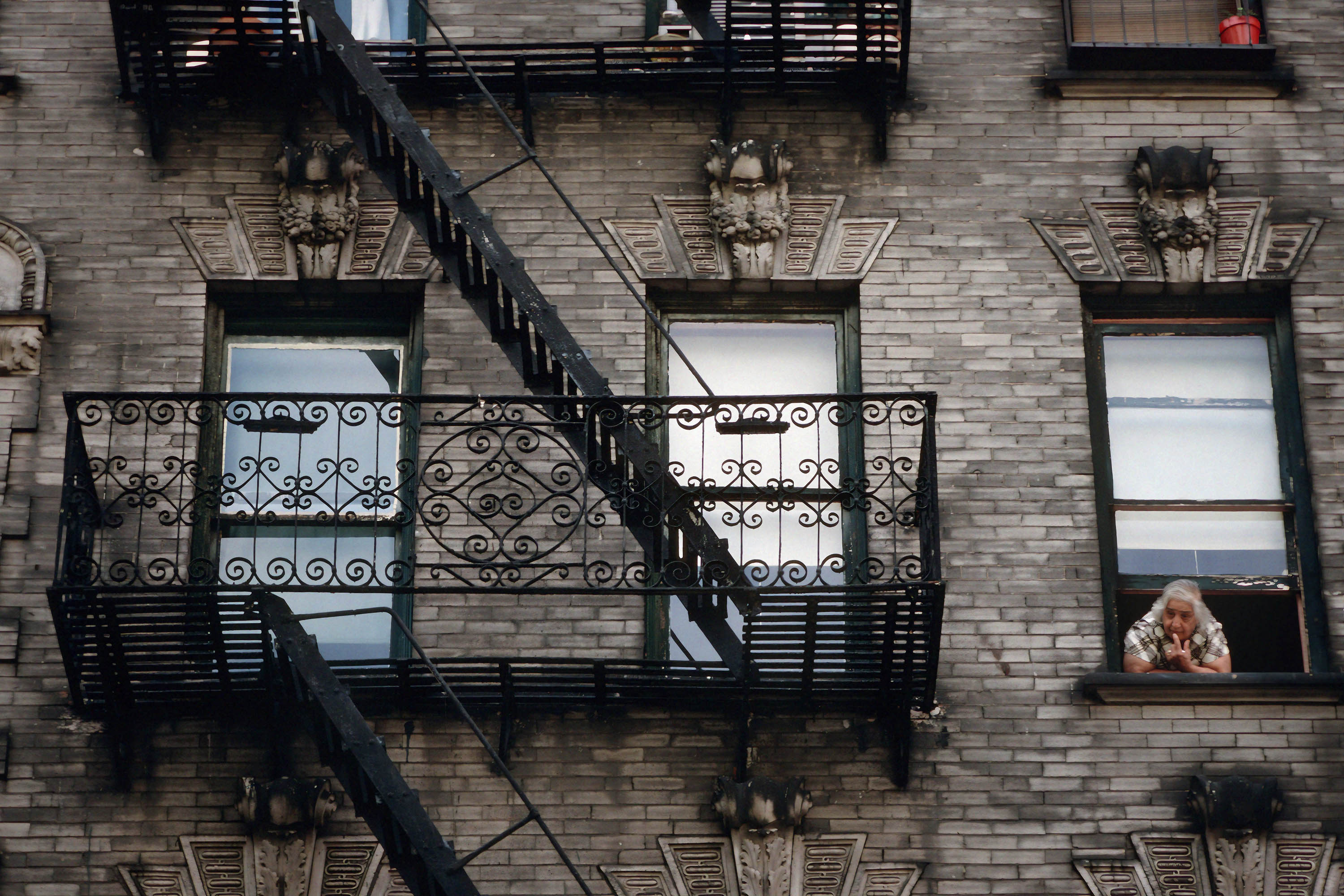 bill-hocker-fire-escape-new-york-new-york-1980