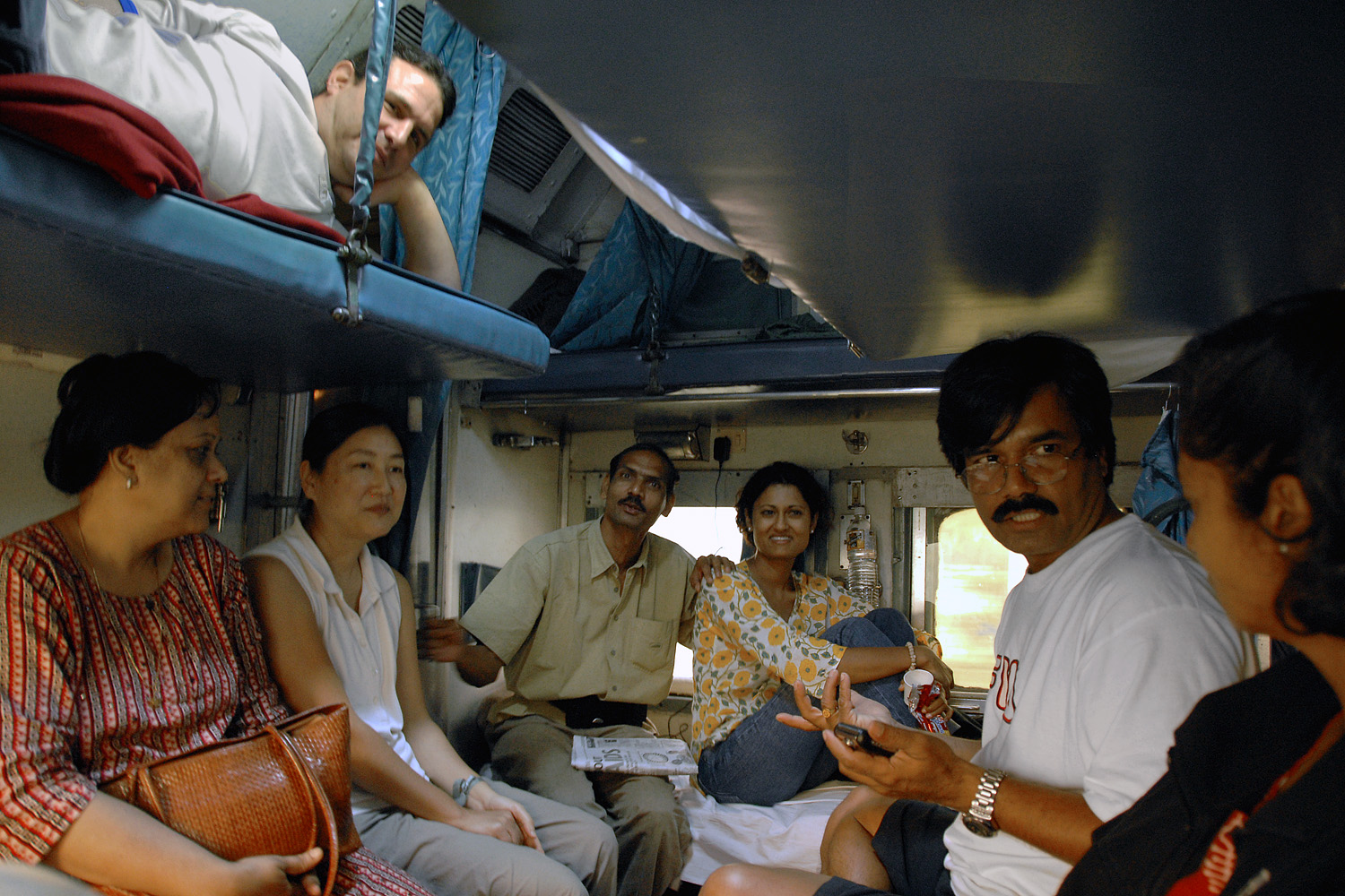 bill-hocker-first-class-compartment-train-to-orissa-india-2007