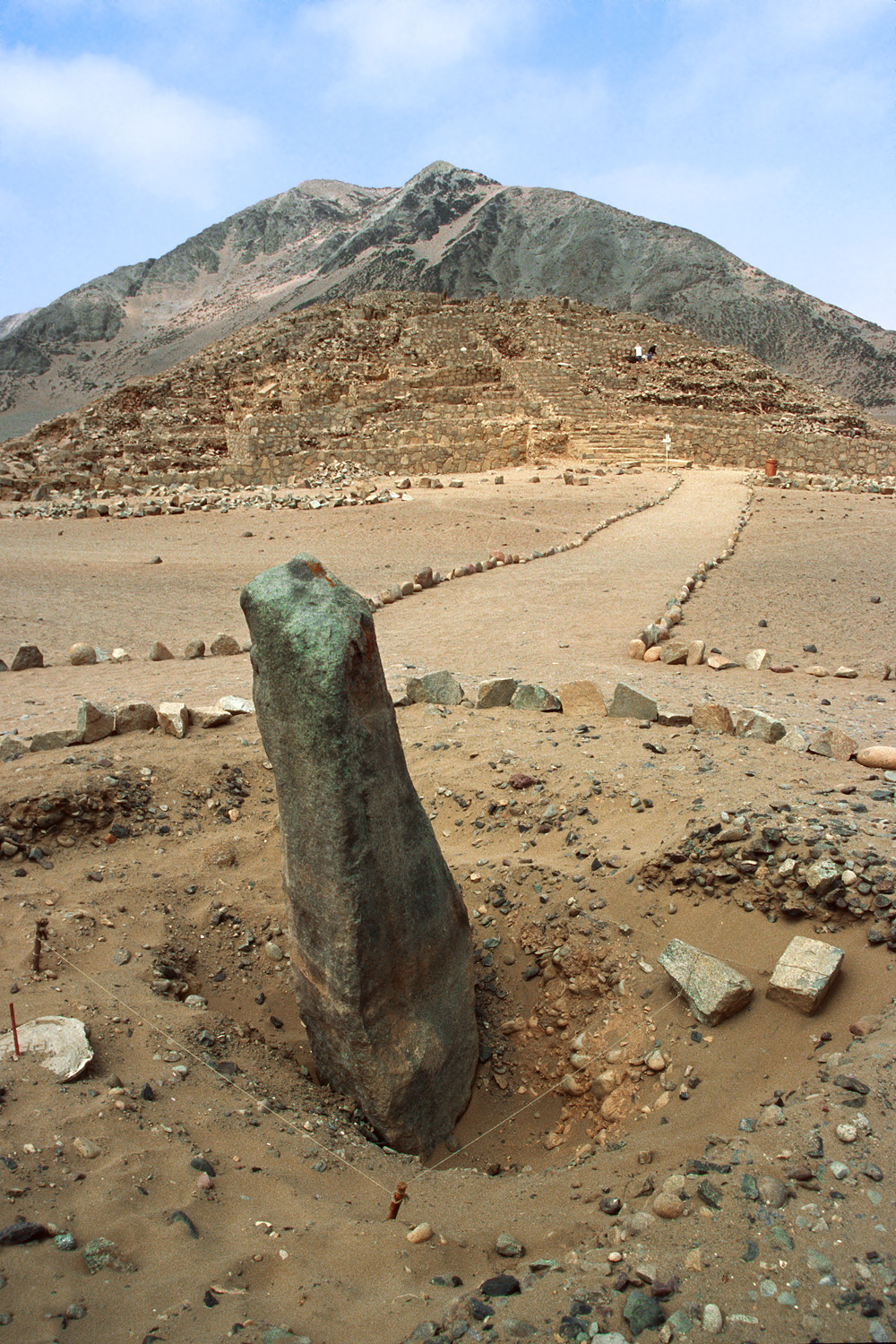 bill-hocker-5000-year-old-pyramid-caral-peru-2005