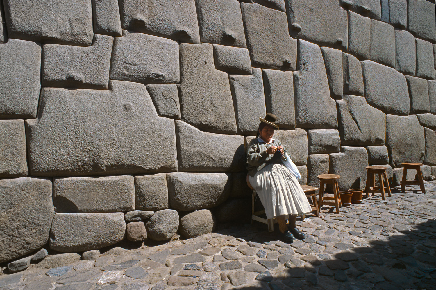 bill-hocker-inca-wall-behind-cathedral-cusco-peru-2005