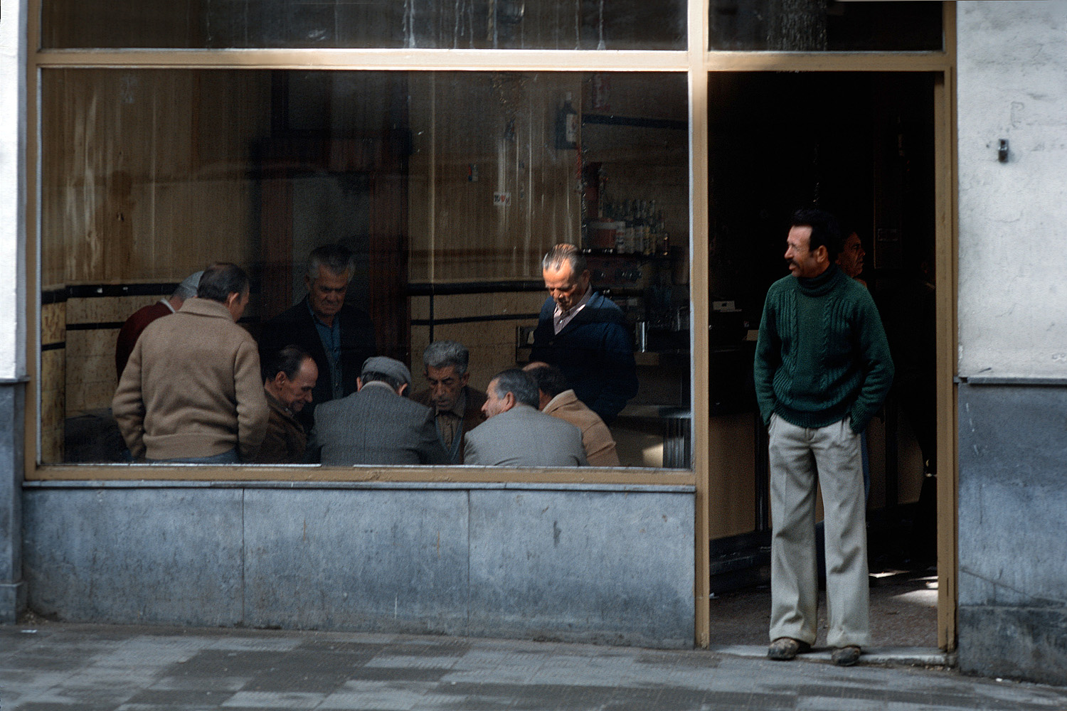 bill-hocker-cafe-society-portugal-1983