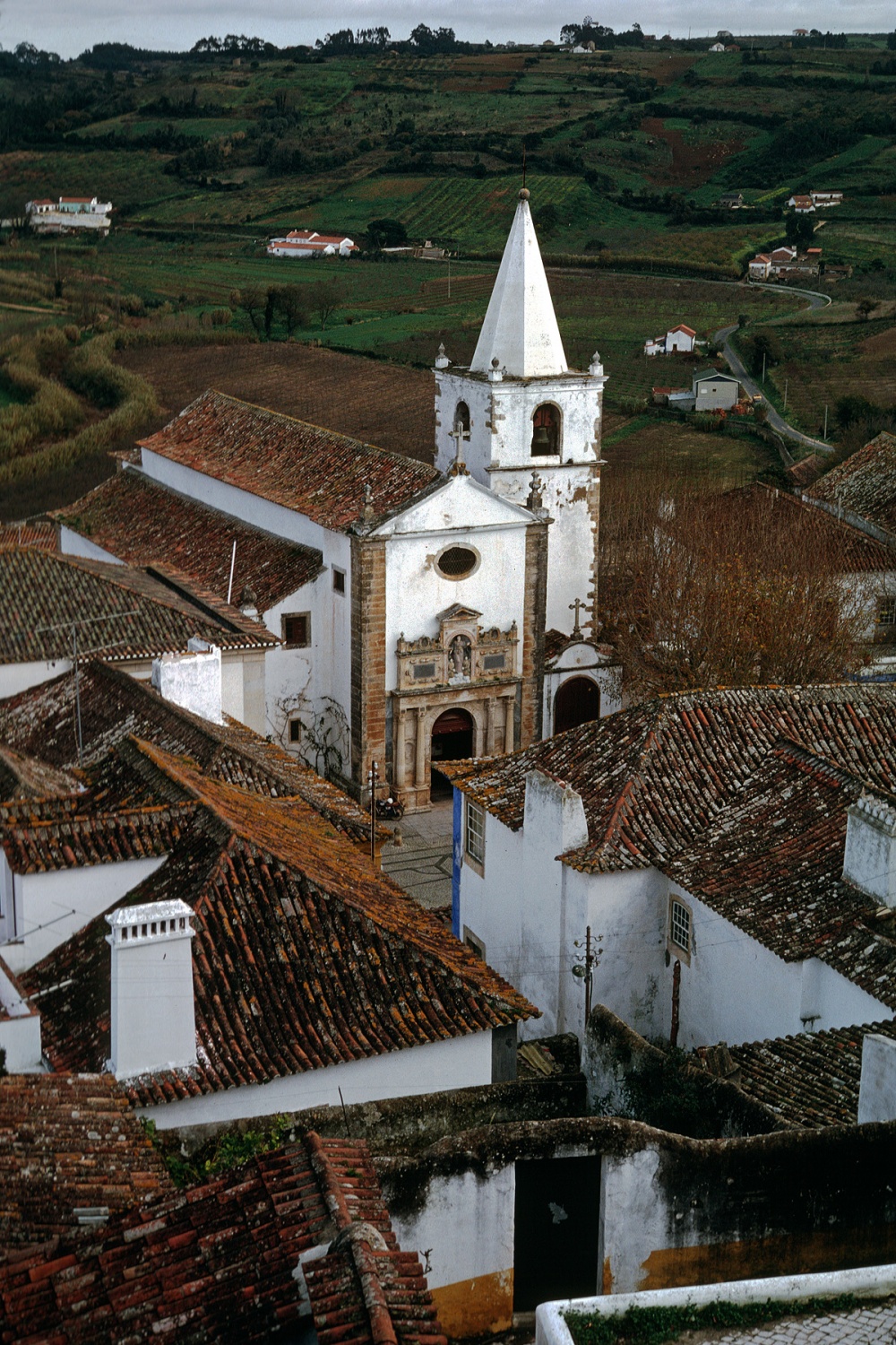 bill-hocker-church-obidos-portugal-1983