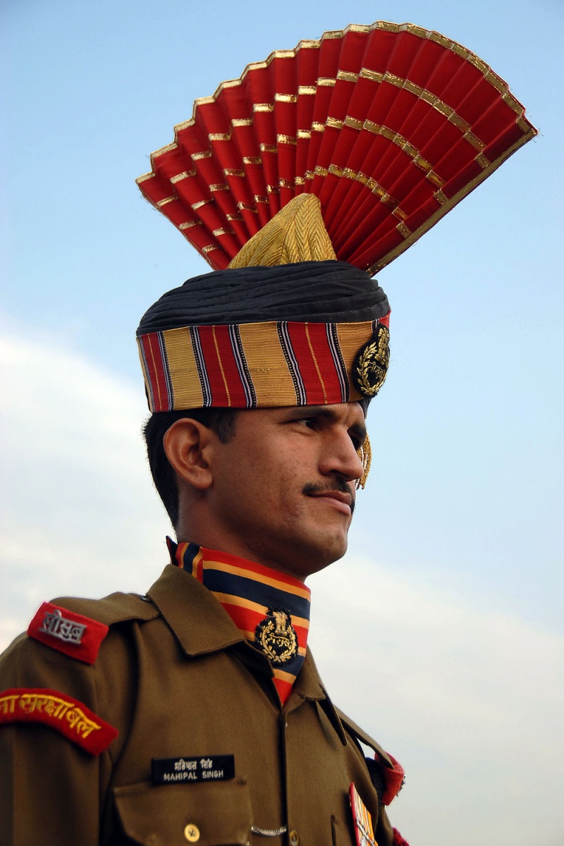 bill-hocker-india-pakistan-border-guard-wagah-india-2006