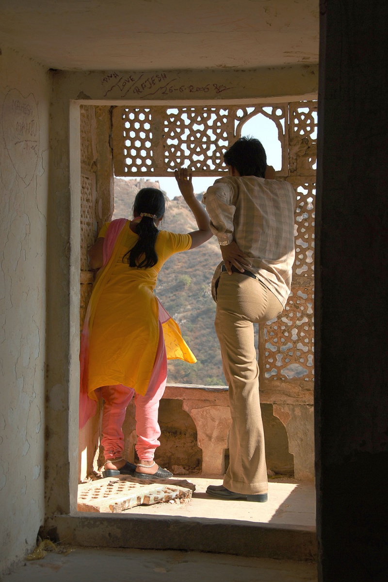 bill-hocker-amber-palace-lookout-jaipur-india-2006