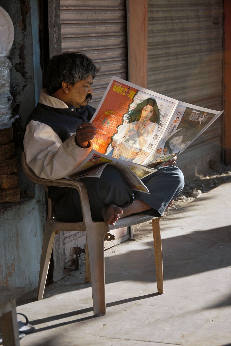 bill-hocker-morning-paper-jaipur-india-2006