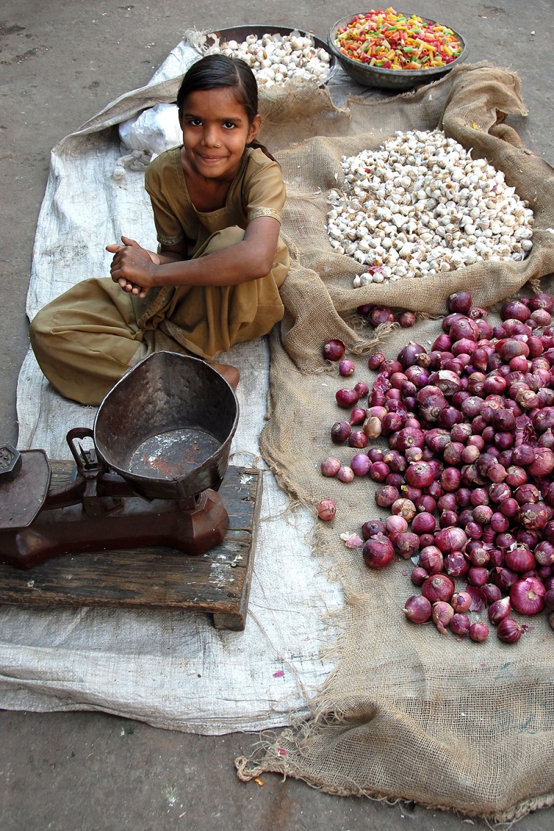 bill-hocker-onion-vendor-jaipur-india-2006