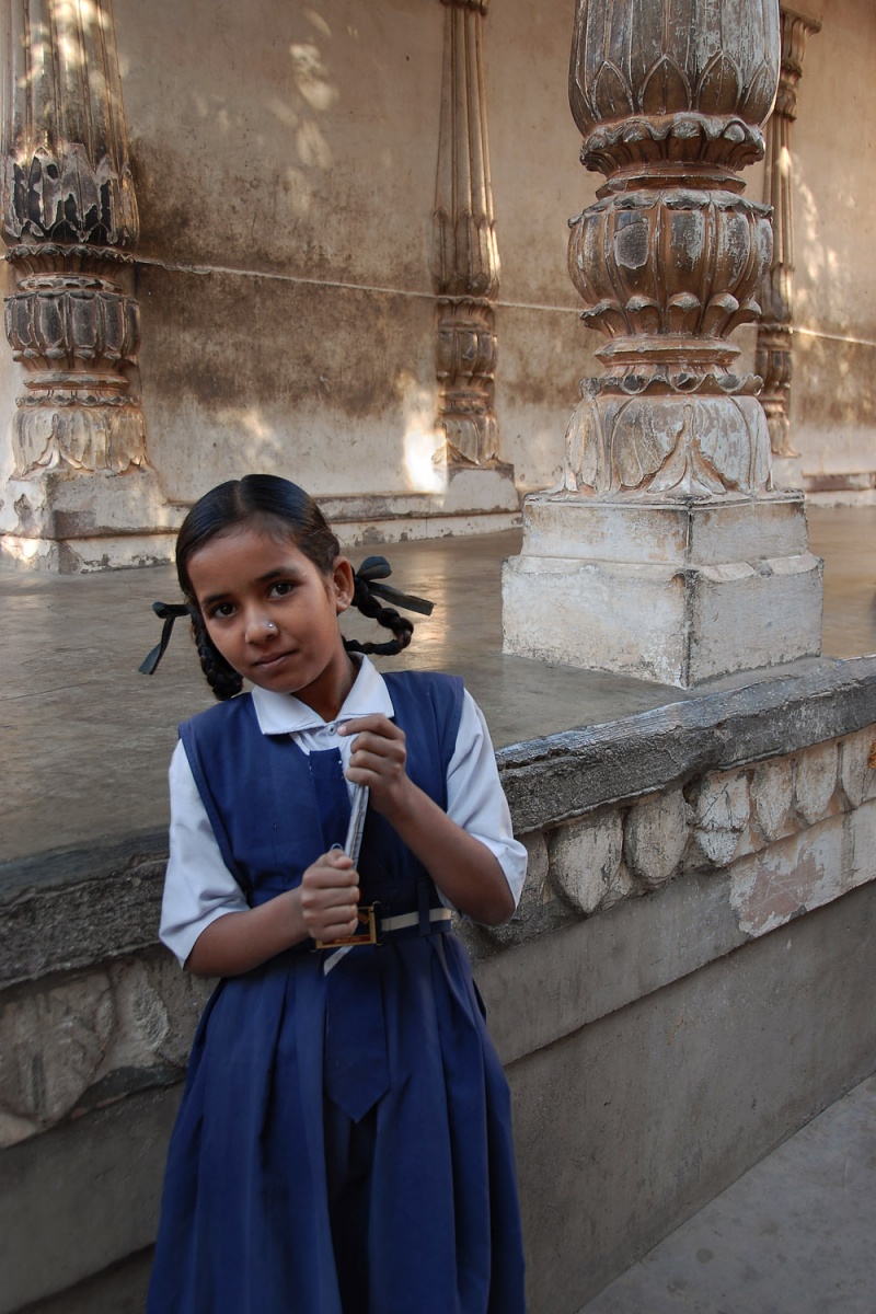 bill-hocker-school-girl-jodhpur-india-2006