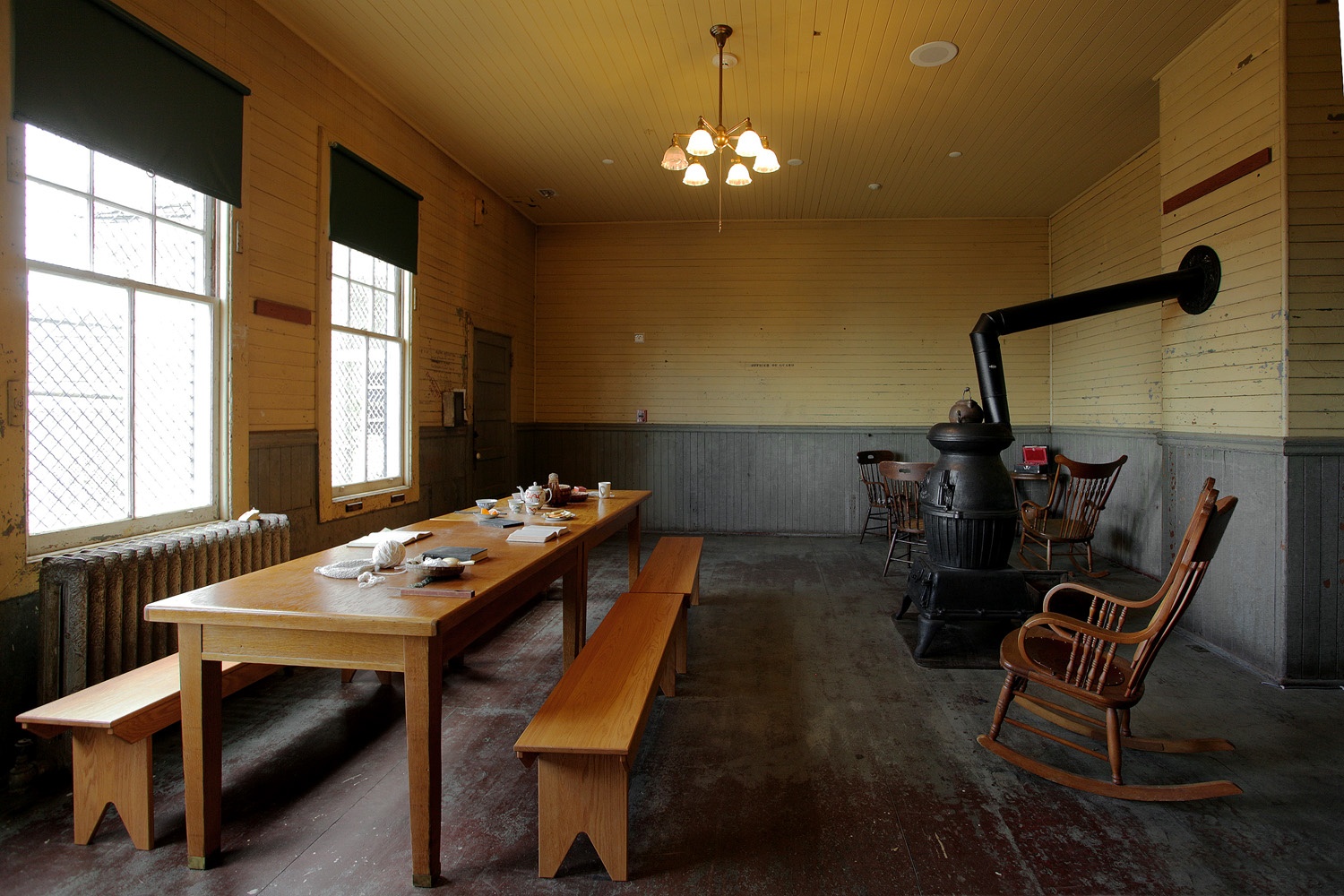 bill-hocker-immigration-station-dormatory-day-room-angel-island-san-franciscocalifornia-2012