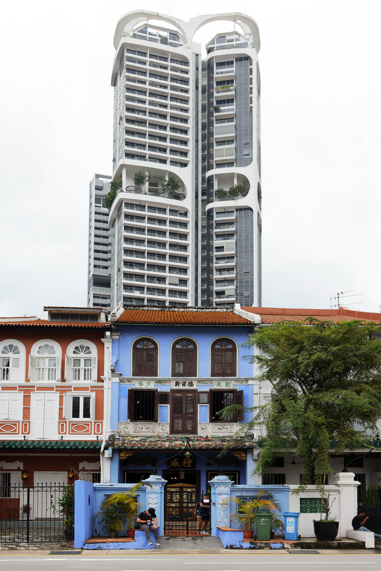 bill-hocker-old-and-new-housing-singapore-2022