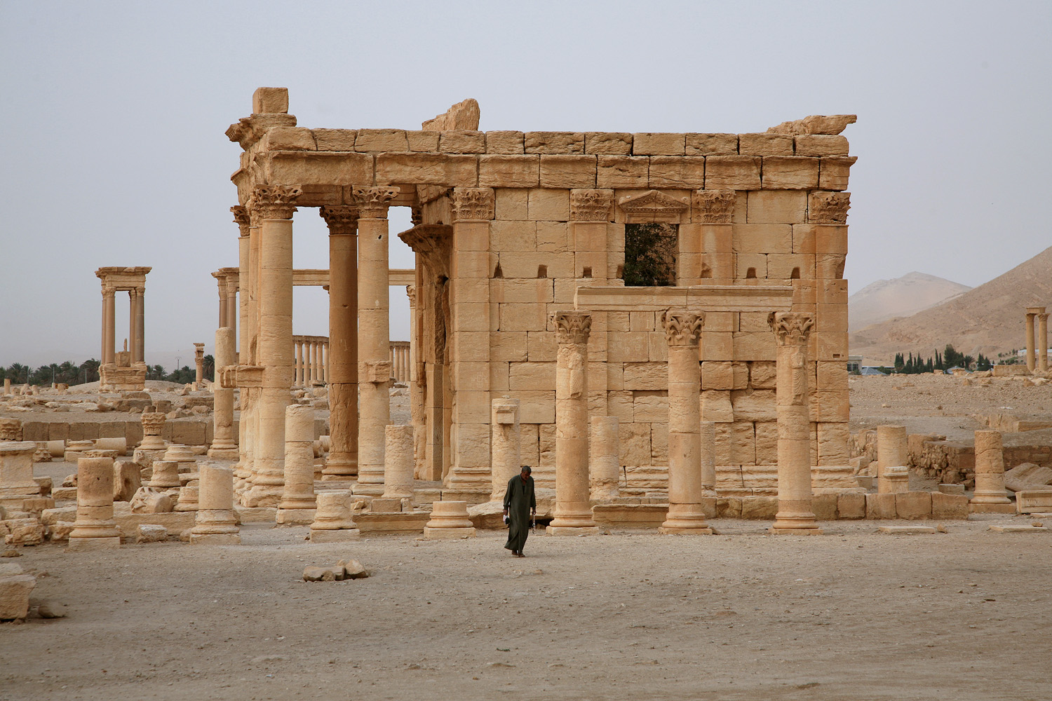 bill-hocker-temple-of-baal-shamin-(destroyed-2015)-palmyra-syria-2008