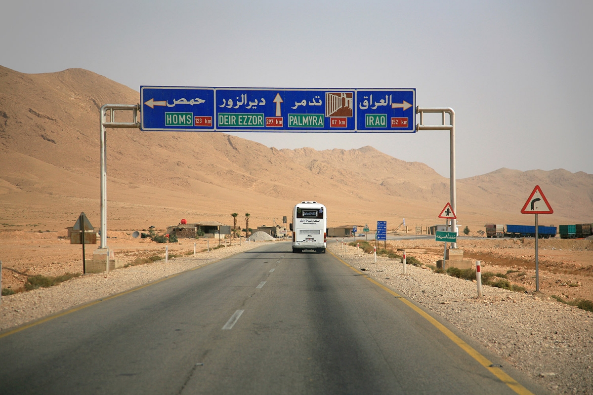 bill-hocker-the-road-to-palmyra-east-of-damascus-syria-2008