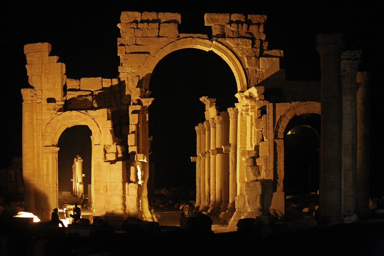 bill-hocker-arch-of-triumph-(destroyed--2015)-palmyra-syria-2008