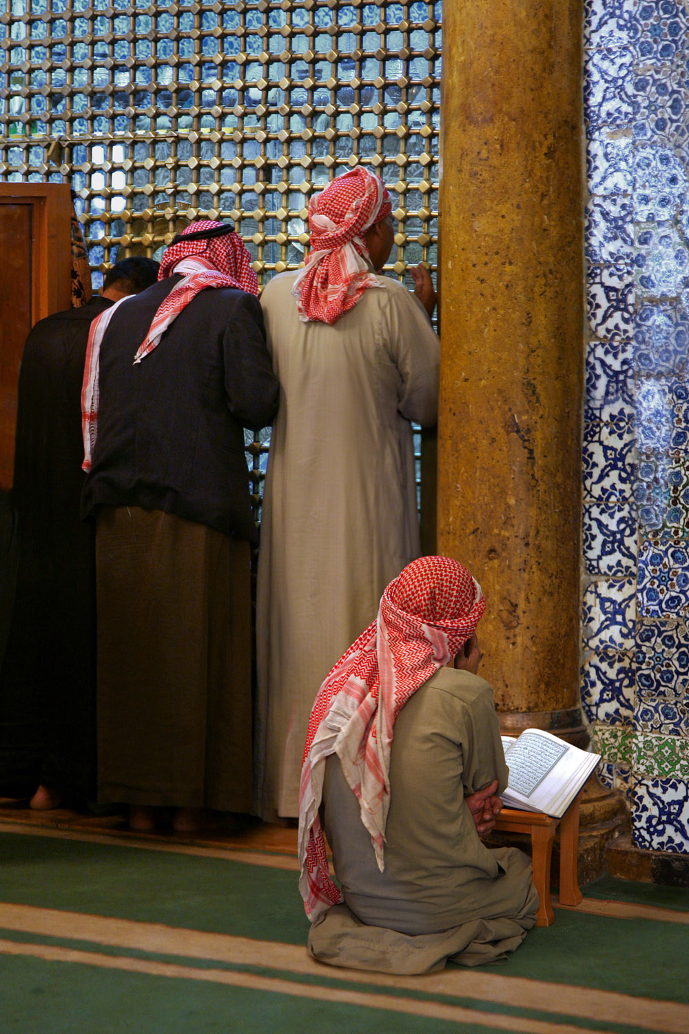 bill-hocker-shrine-of-zechariah-umayyad-mosque-aleppo-syria-2008