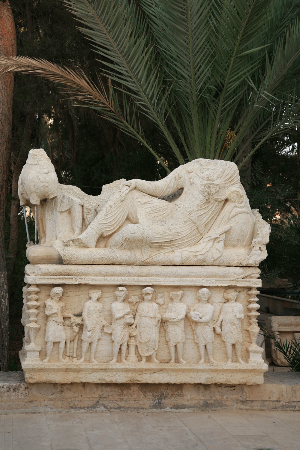 bill-hocker-sarcophagus-palmyra-syria-2008