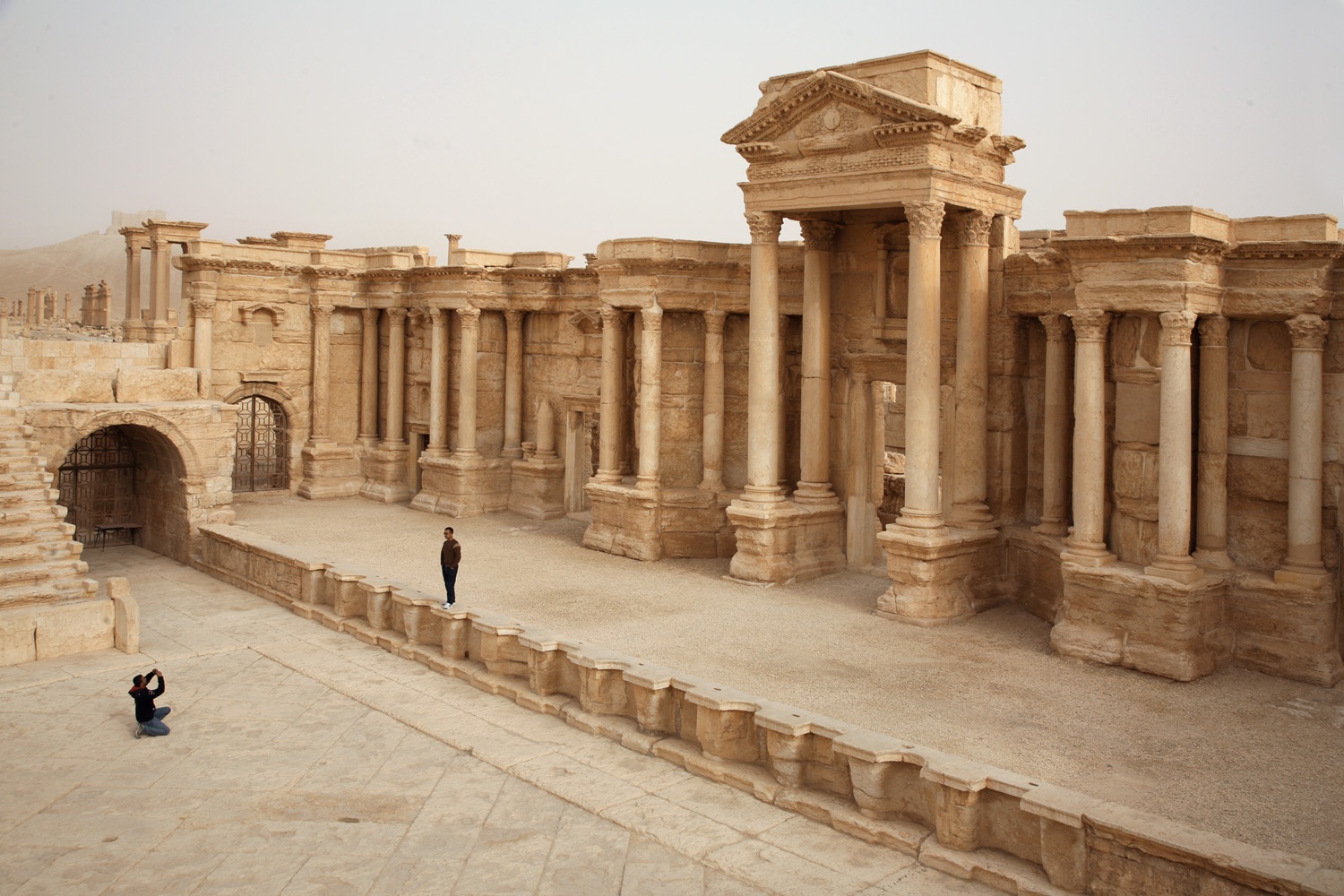 bill-hocker-amphitheater-(partially-destroyed-2017)-palmyra-syria-2008