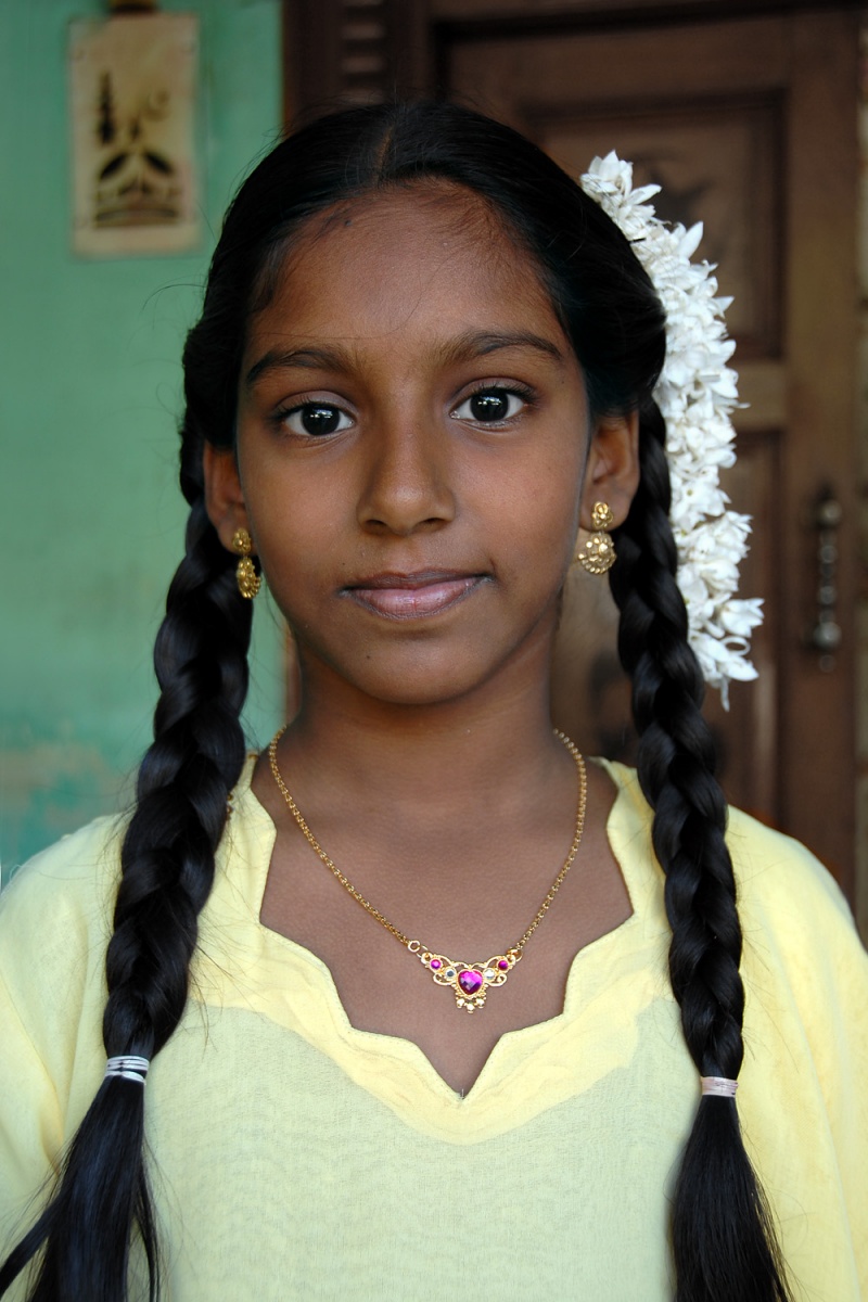 bill-hocker-young-woman-pondicherry-india-2007