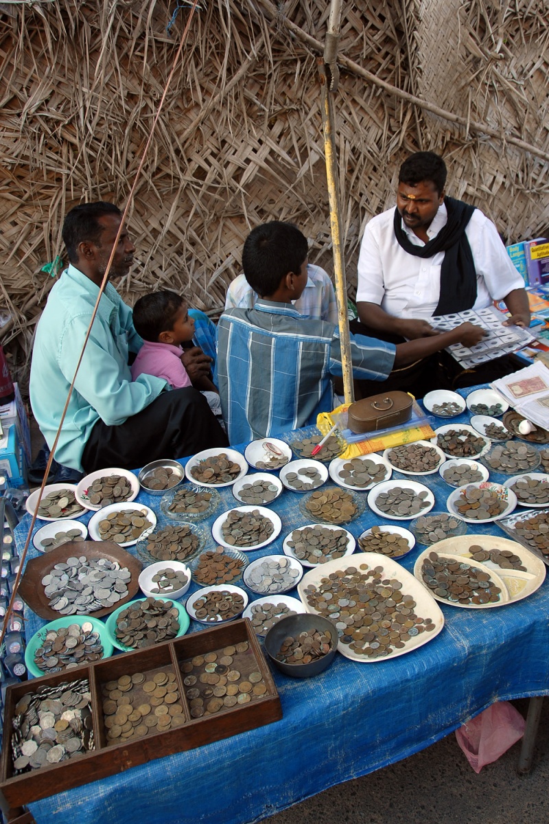 bill-hocker-coin-merchant-pondicherry-india-2007