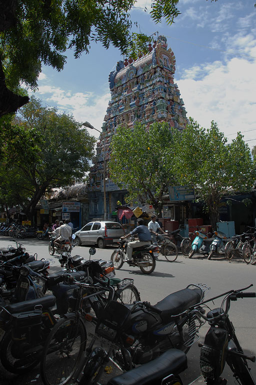 bill-hocker-temple-pondicherry-india-2007