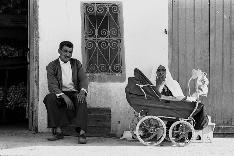 bill-hocker-baby-sitters-tunis-tunisia-1972