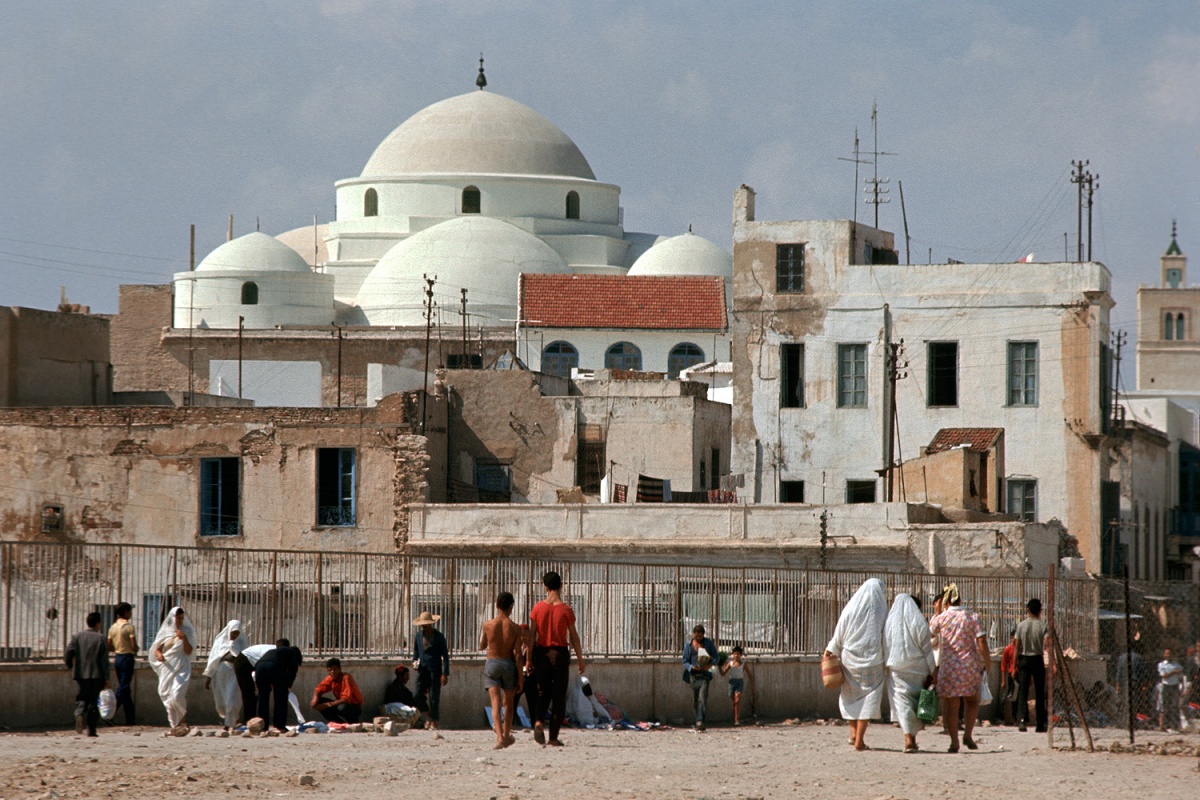 bill-hocker-the-medina-from-the-leveled-jewish-quarter-tunis-tunisia-1971