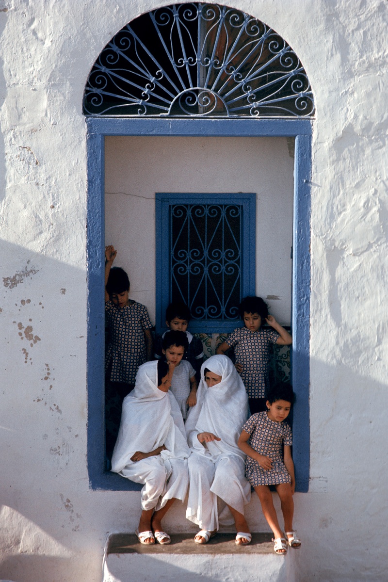 bill-hocker-window-seat-sidi-bou-saïd-tunisia-1972