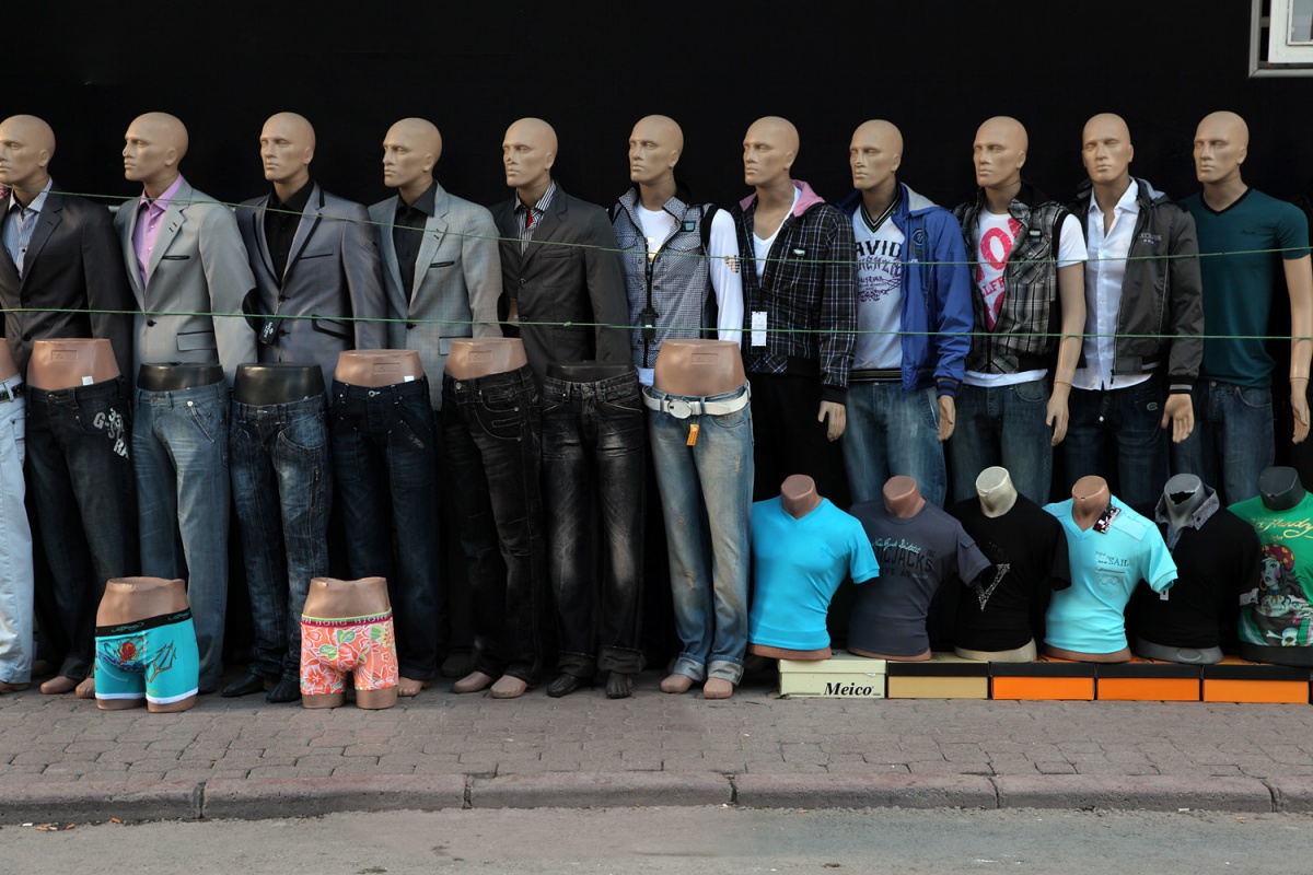 bill-hocker-mannequins-konya-turkey-2010